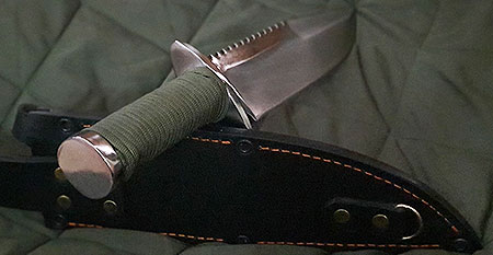 paracord-handle-rambo-knife
